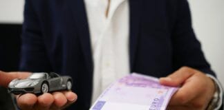 5 Signs It's Time for Your Auto Loan Refinancing