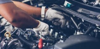 Mitsubishi 4D32 Engine Manual Information