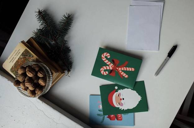 The Art Of Personalization: Customizing Corporate Holiday Cards For Your Business