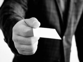 How to Use Custom Cards to Build Lasting Business Relationships