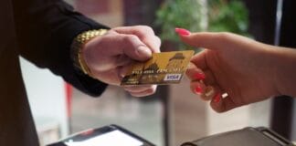 Top Benefits of Using a Card Reader