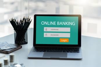 Top Benefits of Using an Online Business Bank Account for Entrepreneurs