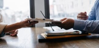 Transforming Workforce Management: The Impact of Employer of Record (EOR) Services on the Financial Sector