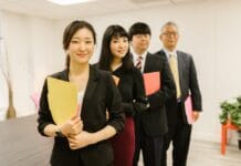 Crafting Compelling Personal Profiles for Career Success Crafting Compelling Personal Profiles for Career Success