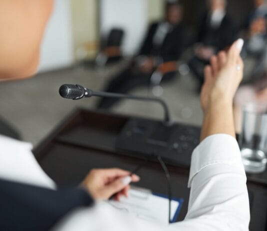 Beyond the Stage: How Top Speakers Structure Their Businesses