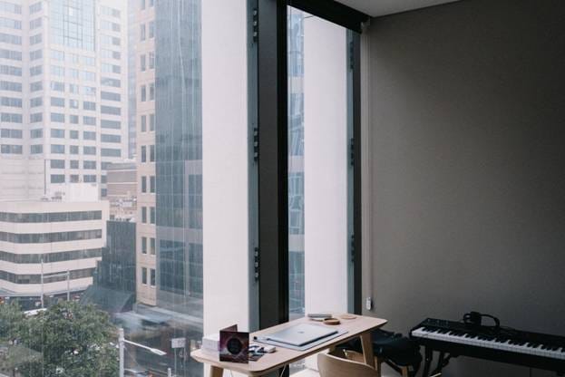 Enhancing Focus and Mental Clarity Through Better Home and Office Windows