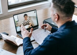 5 Ways to Recognize Top Trainers in Digital Skills