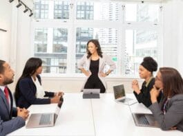 Why Top Leaders See the Advantages of Using Alternative and Offshore Services