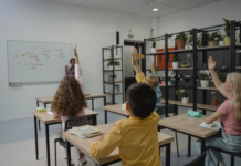 How Audio-Visual Systems Improve Engagement in Education