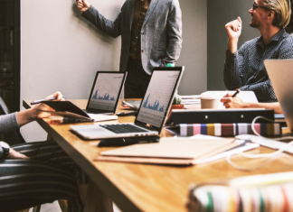 Data-Driven Leadership Guide for Call Center Managers