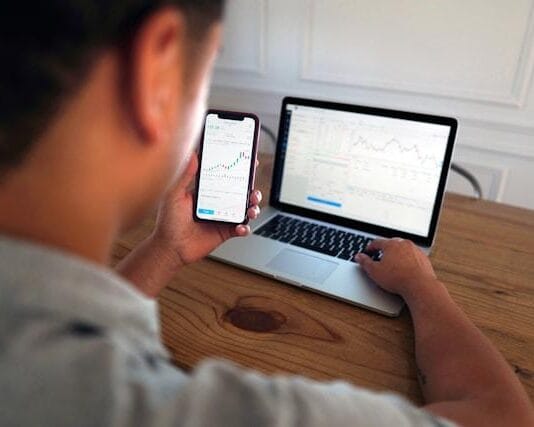 What Beginner Traders Should Know Before Entering Crypto Markets in 2026