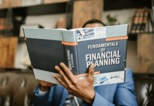 Cross-Border Financial Planning for US-Canada Families