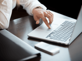How Independent Consultants Can Close Engagements Faster With eSignature Services