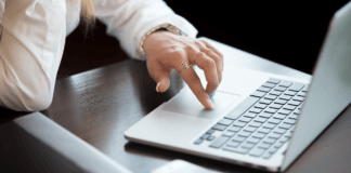 How Independent Consultants Can Close Engagements Faster With eSignature Services