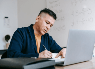 Why Continuous Learning Matters for Professional Growth