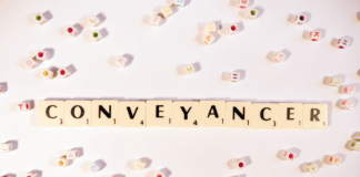 How to Navigate the Conveyancing Process When Relocating for a Senior Role