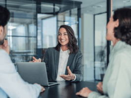 How to Give Constructive Feedback to Peers at Work